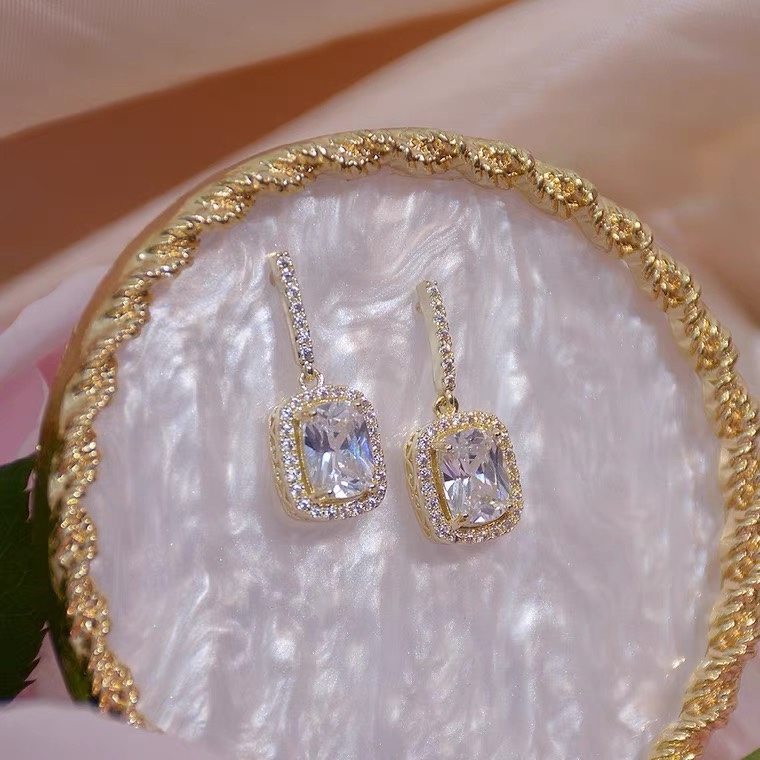 低调奢华方块气质耳环精致简约时尚耳钉银针镀14k金百搭耳饰