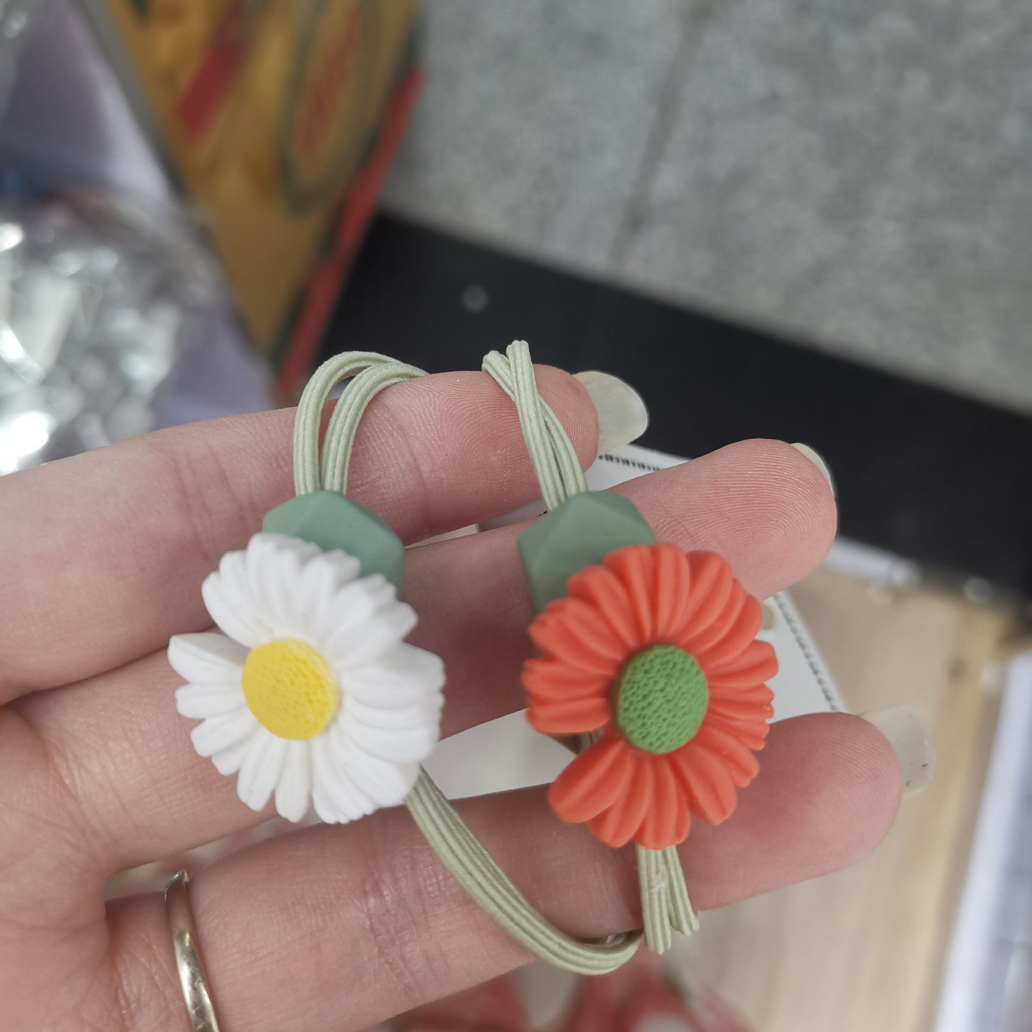 Rubber band 51 thumbnail