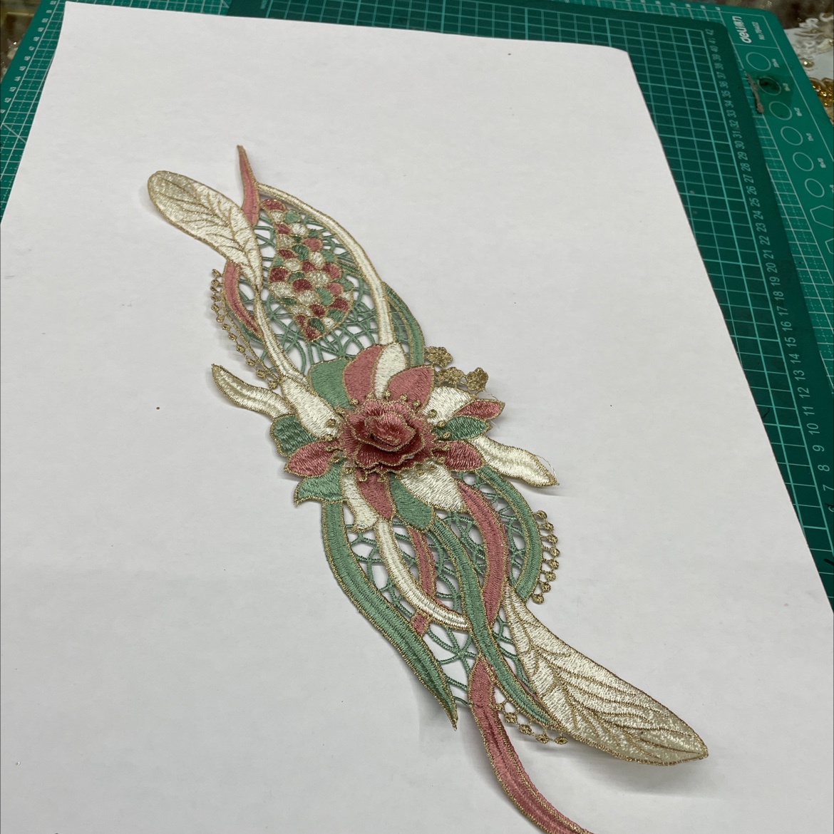 Four Color Mix And Match Floral Water Soluble Embroidery Floral full figure