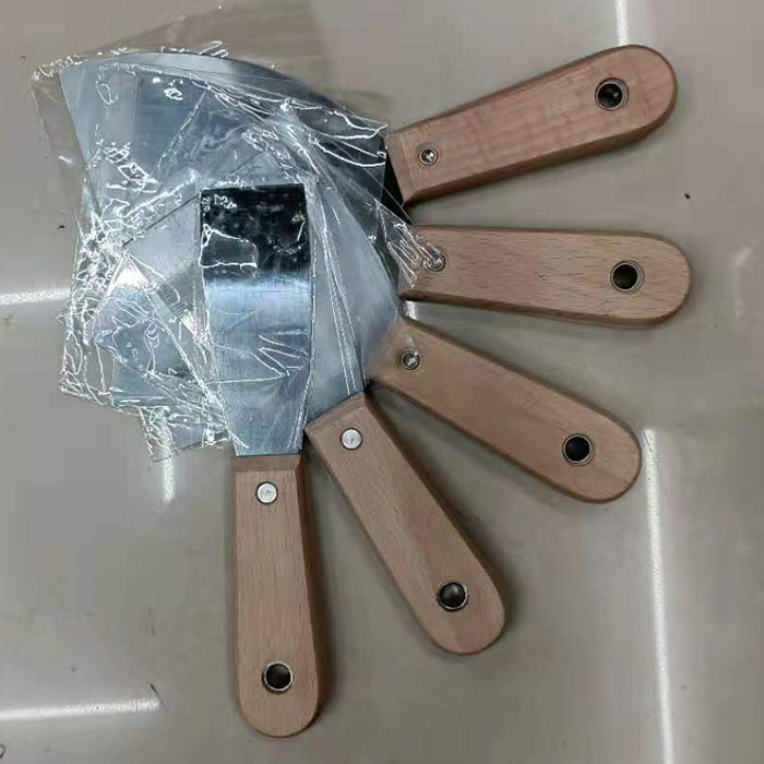 1寸榉木双夹柄全尾油灰刀碳钢镜面