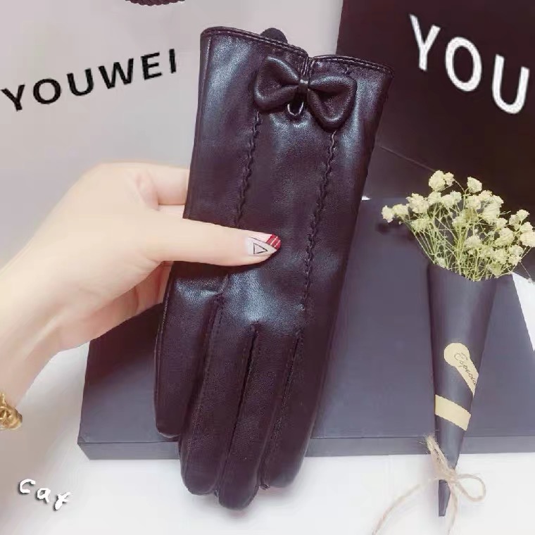 Women's touch screen gloves with bodice bow embroidery thread