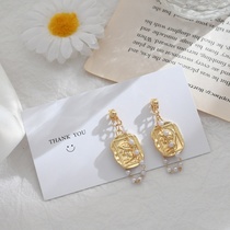 Matte metallic pearl chain earrings