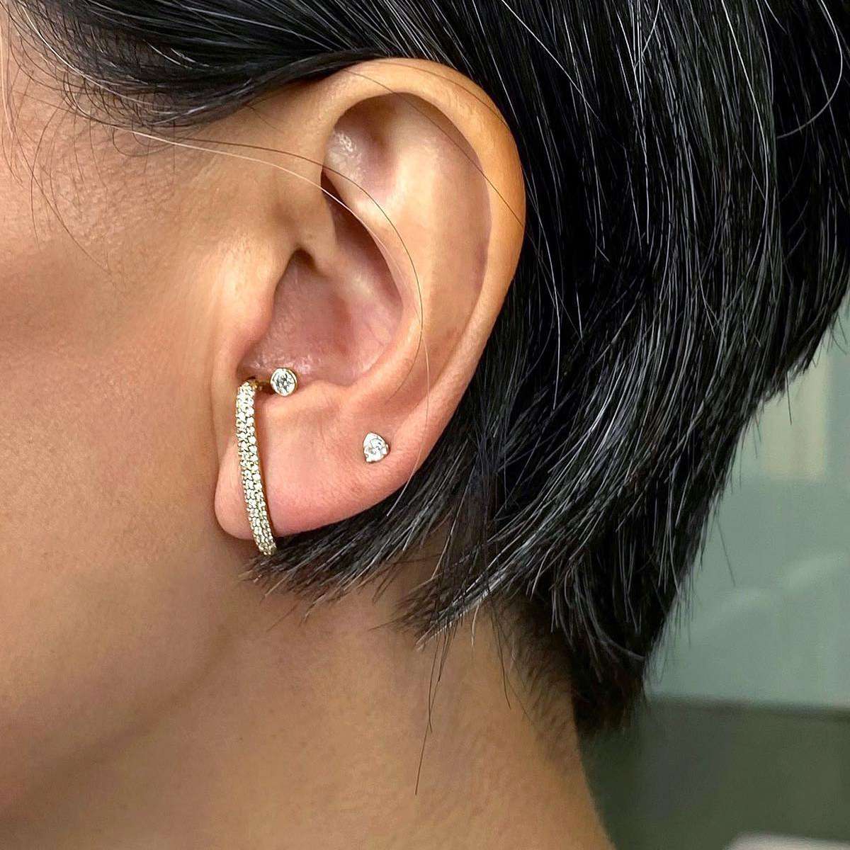 Trendy diamond-encrusted ear hook twisted summer earrings for women, long retro European and American earrings, light luxury ear hooks, new ear studs for summer details Picture