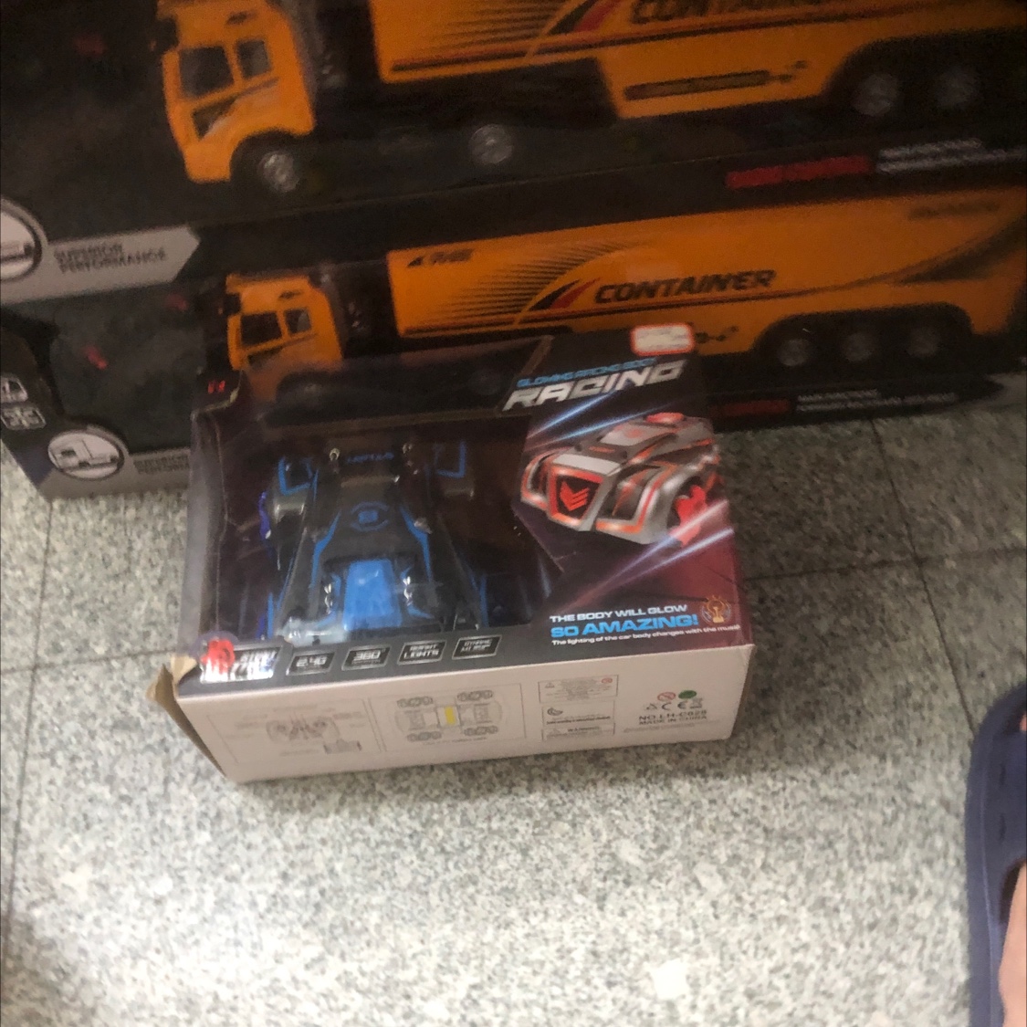Remote-controlled electric vehicle 2