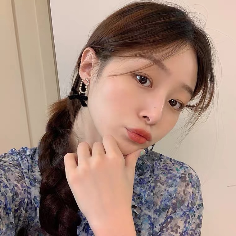 春季蝴蝶结耳环气质韩国网红耳钉女2021年新款潮高级感耳饰耳夹细节图