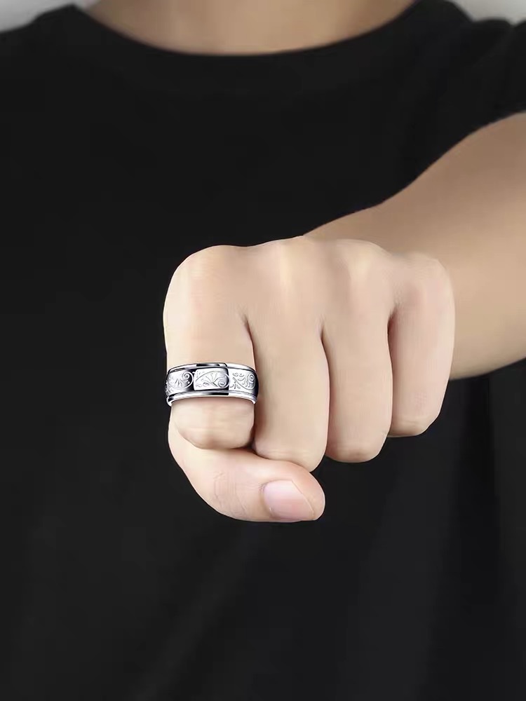 Titanium steel ring, a trendy and individualistic ring for men, a light luxury, niche hip-hop, and simple index finger men's ring Specification image