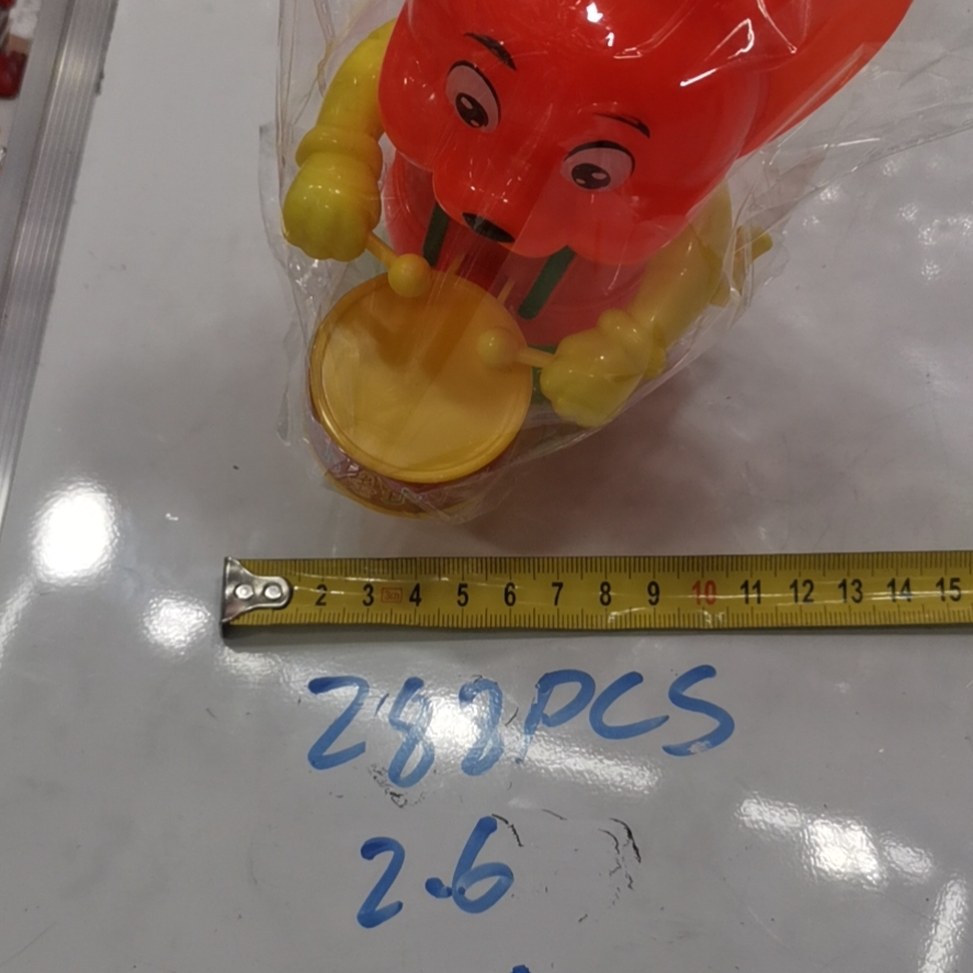 上链的打鼓玩具