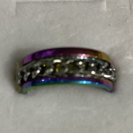 Tiktok the same revolving stainless steel color background white chain ring can open beer bottle cap artefact unisex ring