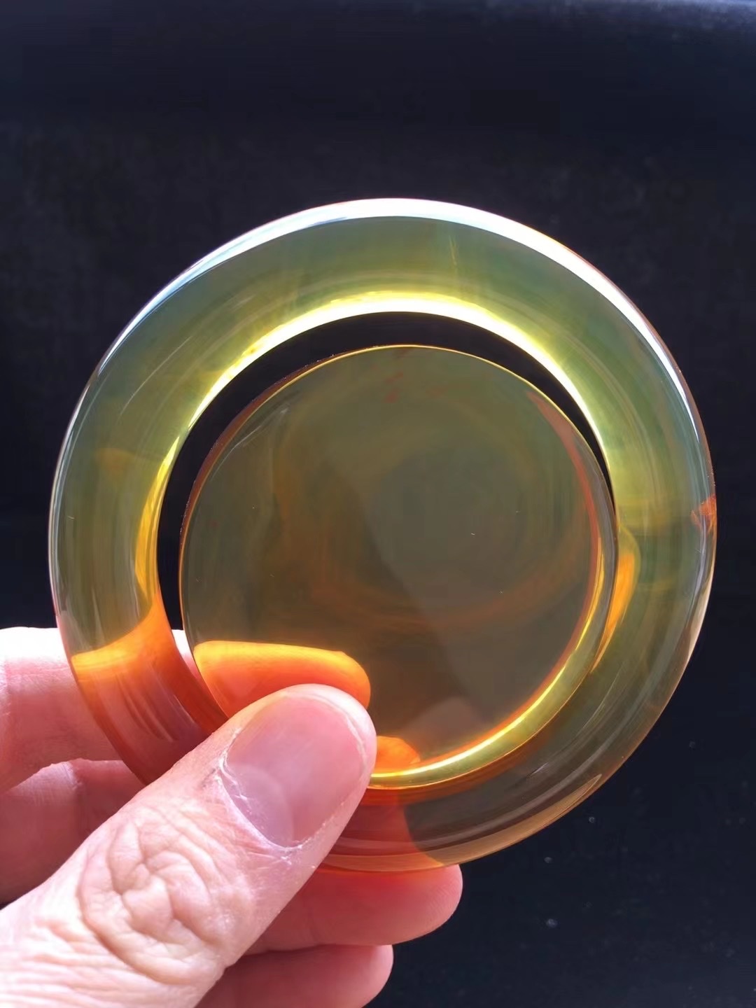 Round-striped amber bracelet detail image 3