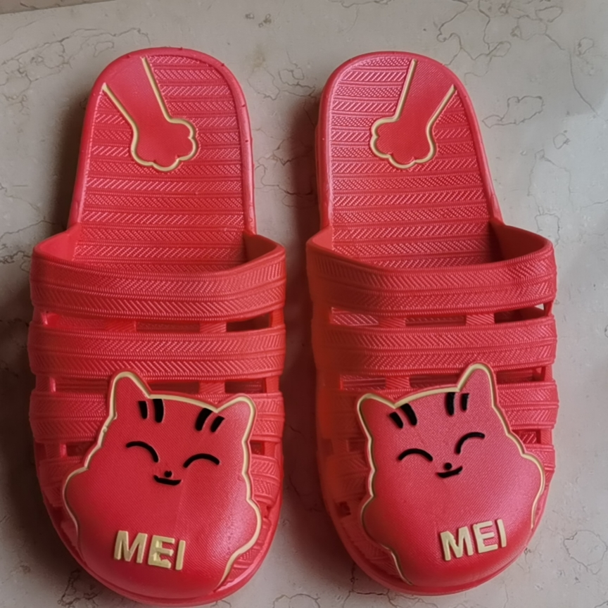 Slippers 23