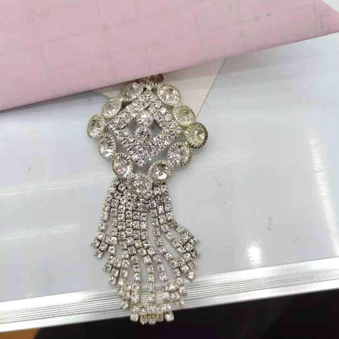 Fashion Brooch 883
