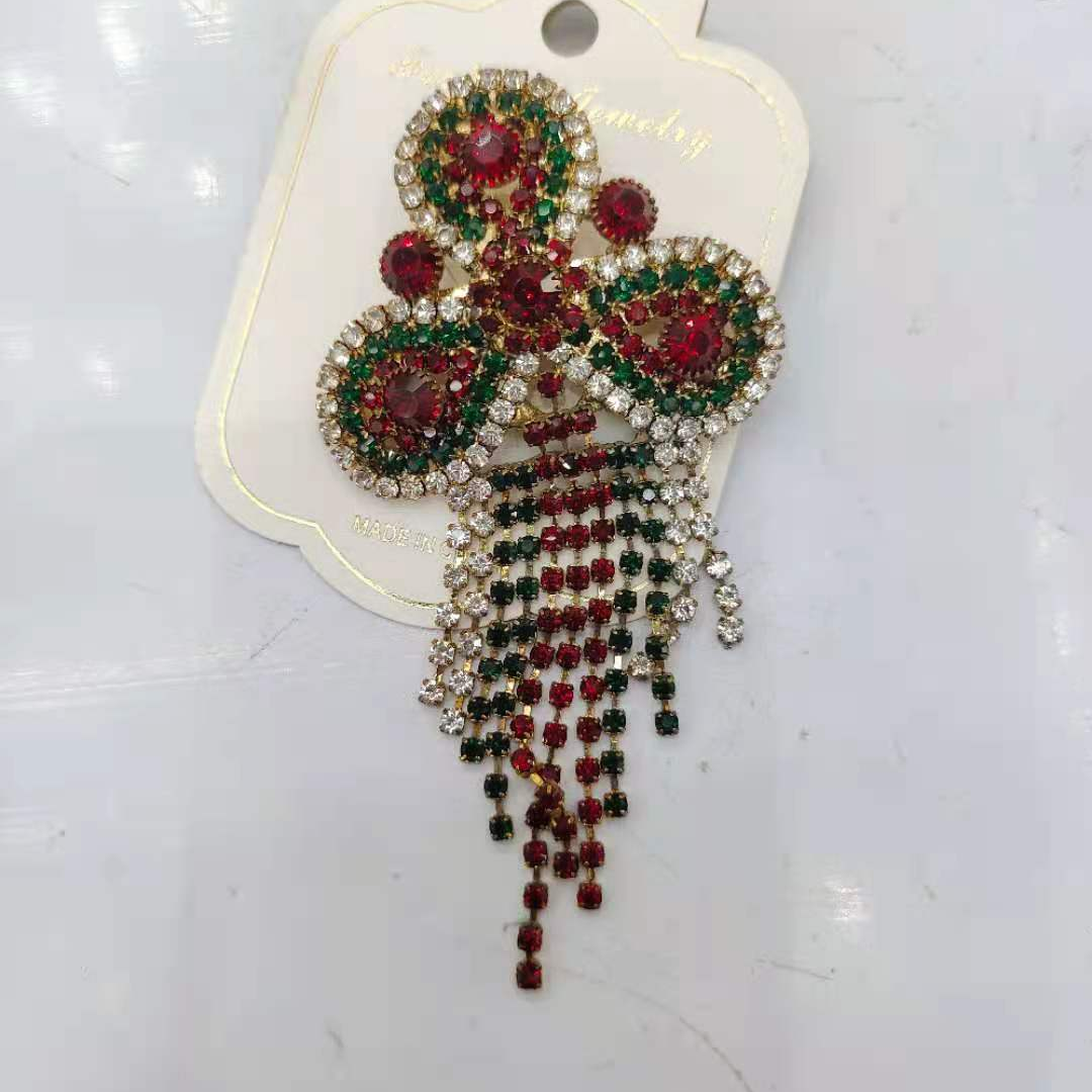 Fashion Brooch 850