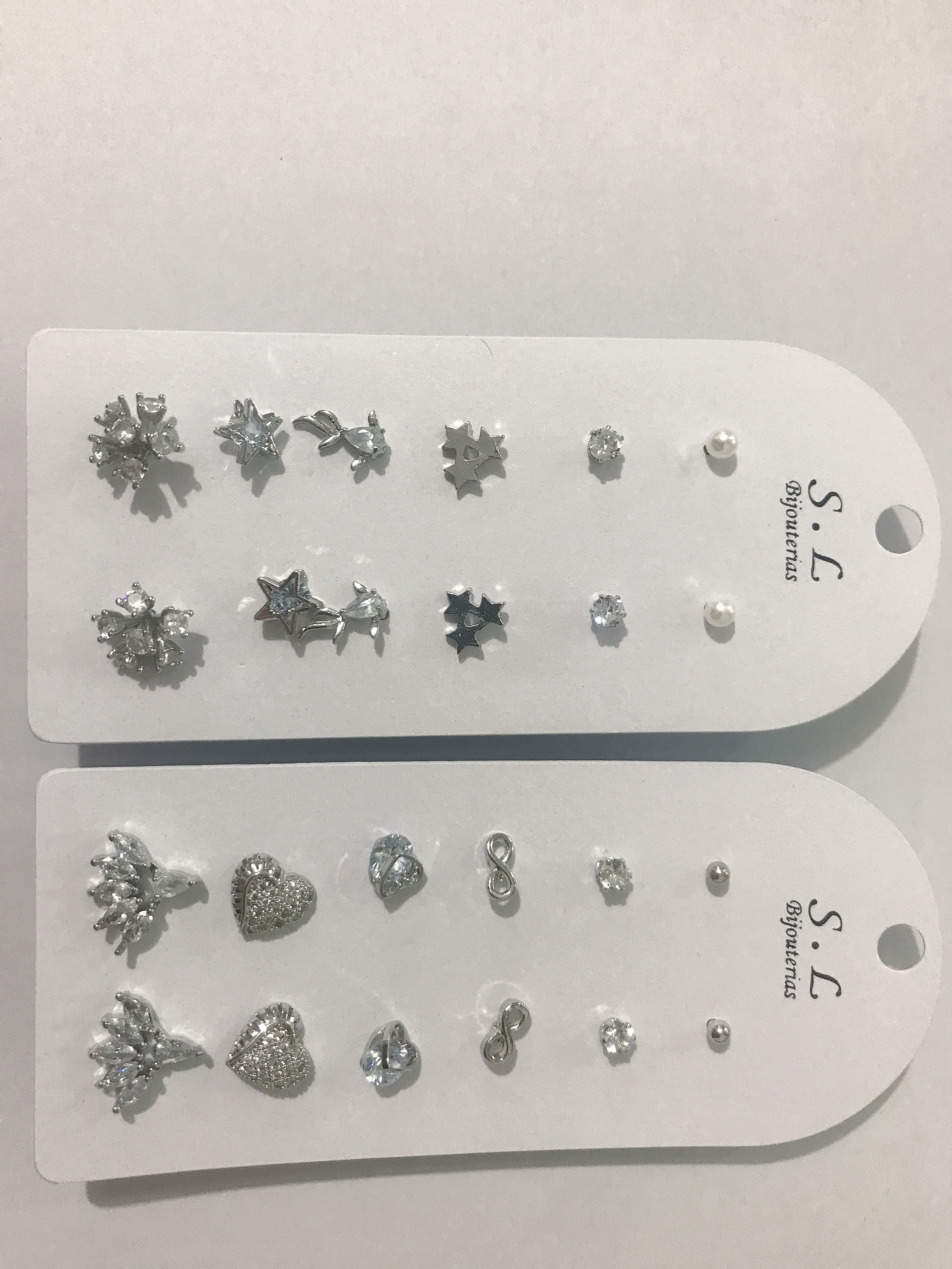 New Korean bestseller stud earrings Application Scenario