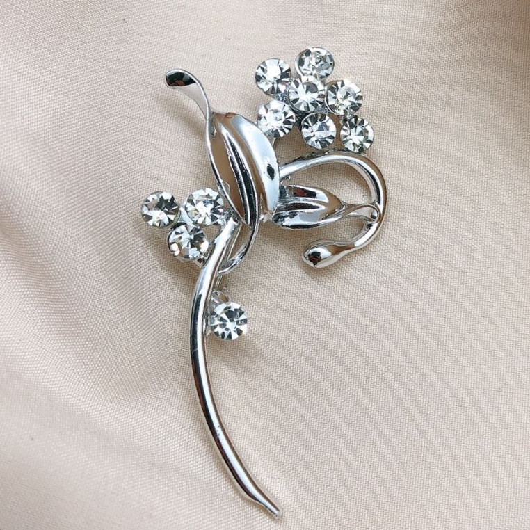 Style everything with women's blazer brooch