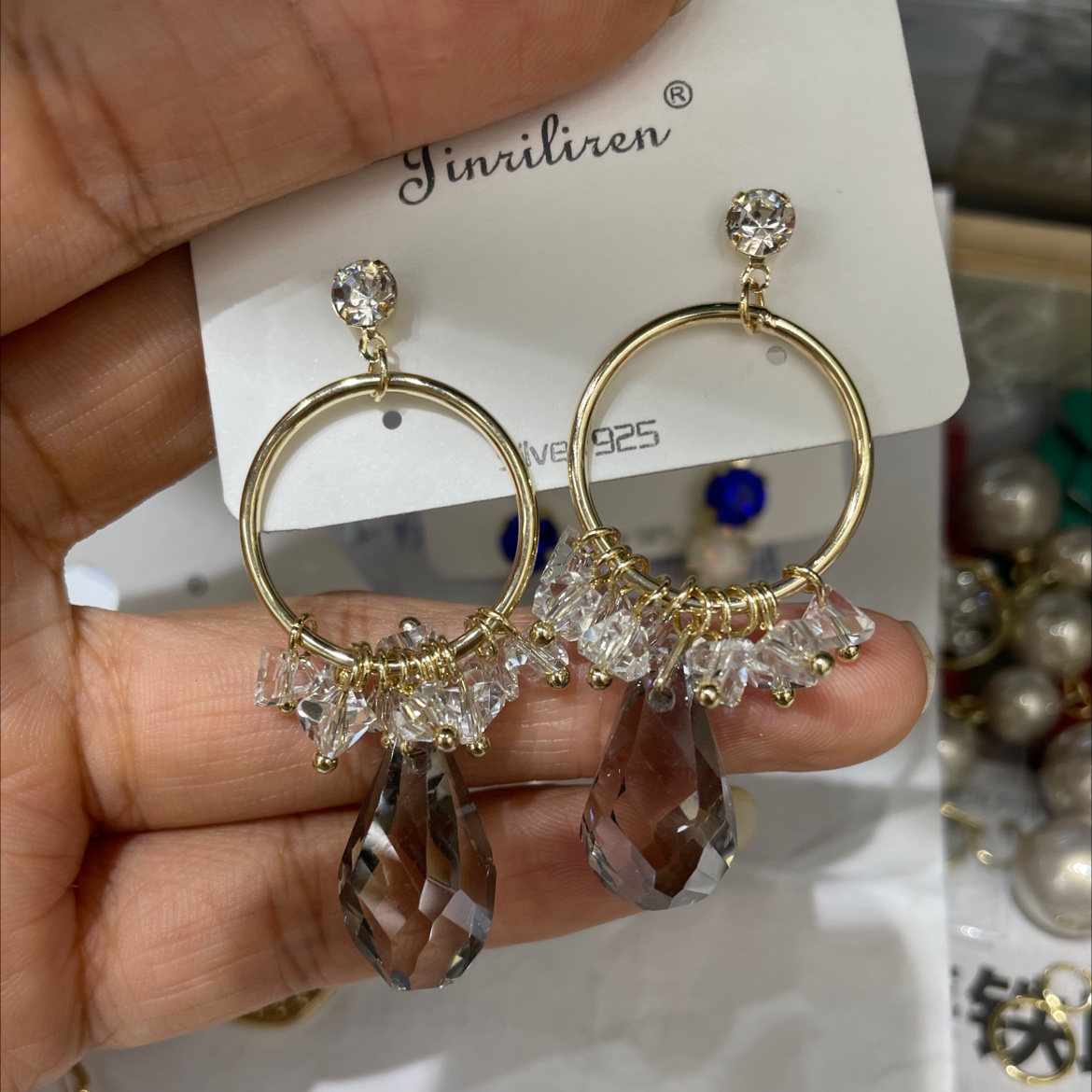 Today's recommendations for the Korean version of the crystal series of earrings by Liren details Picture