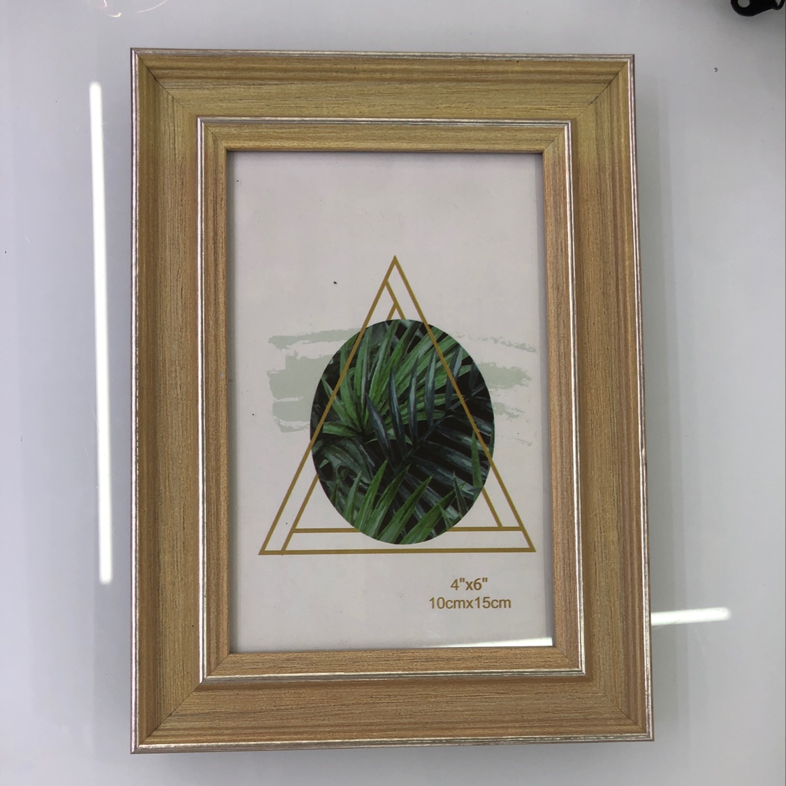 仿木纹塑料相框图