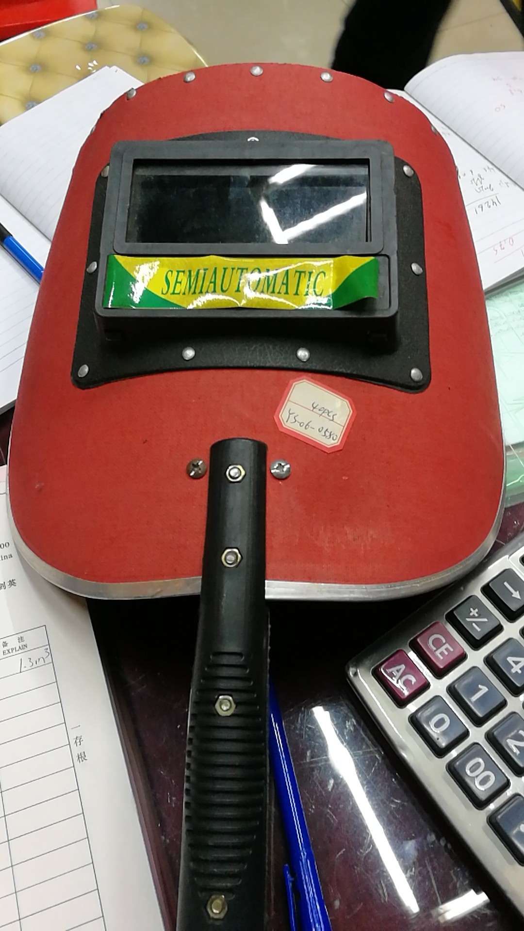 红皮电焊面罩 面屏 手持电焊面罩详情3