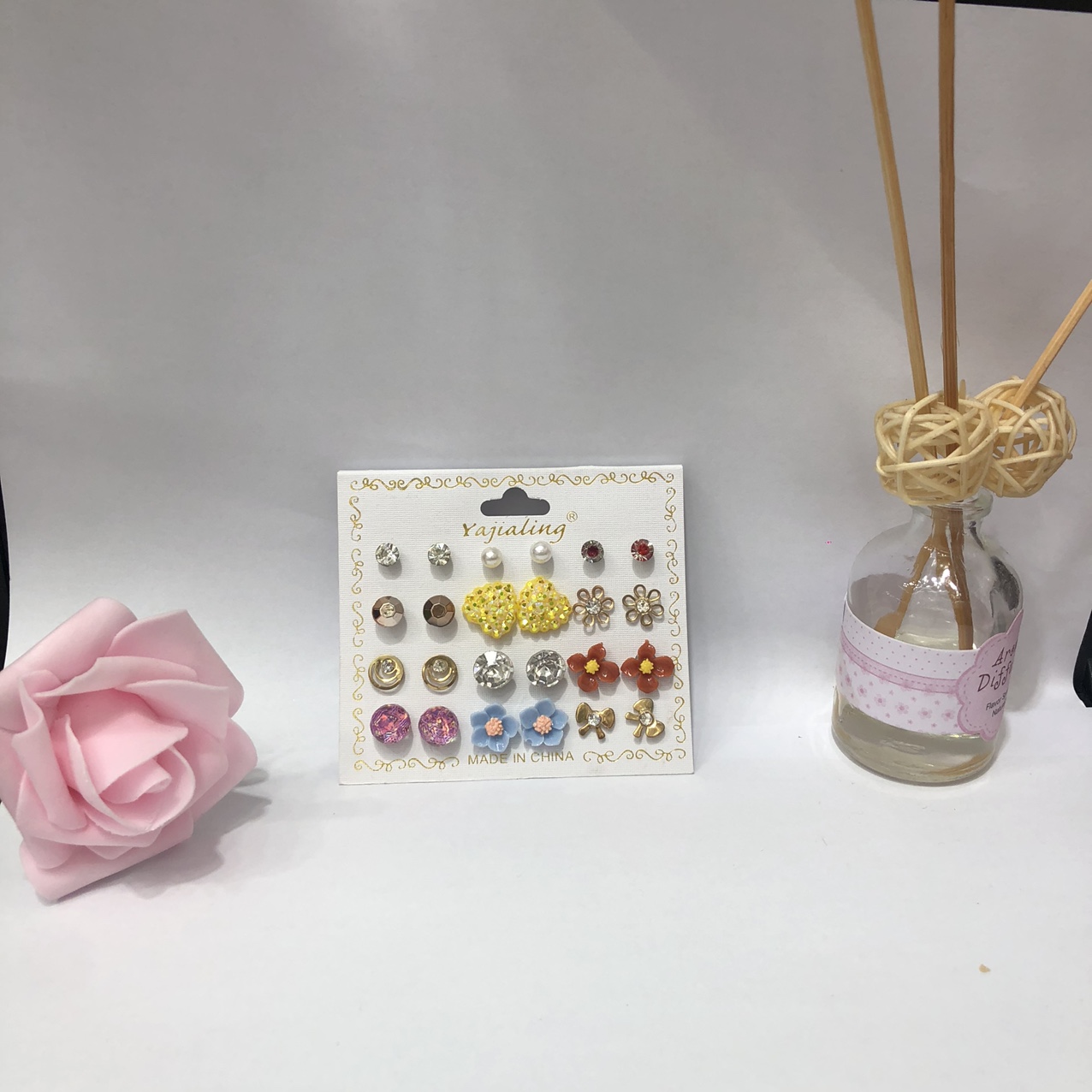 Temperament small flower mix stud earrings