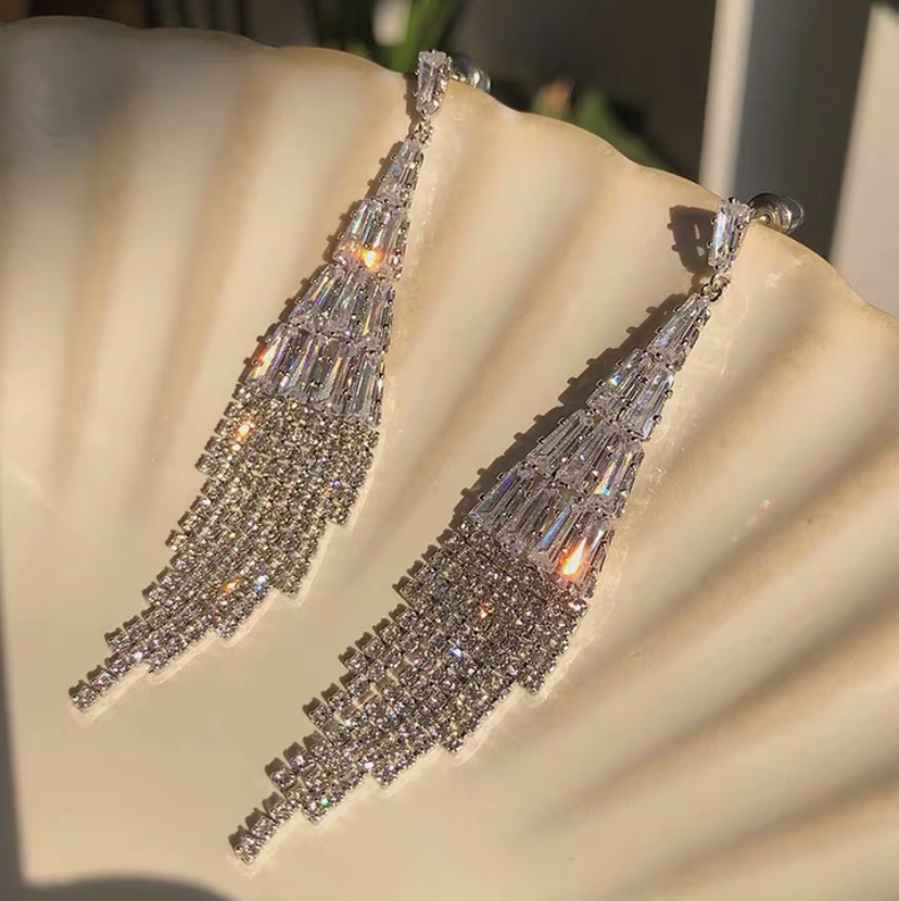 Earring 073 Zircon tree shape