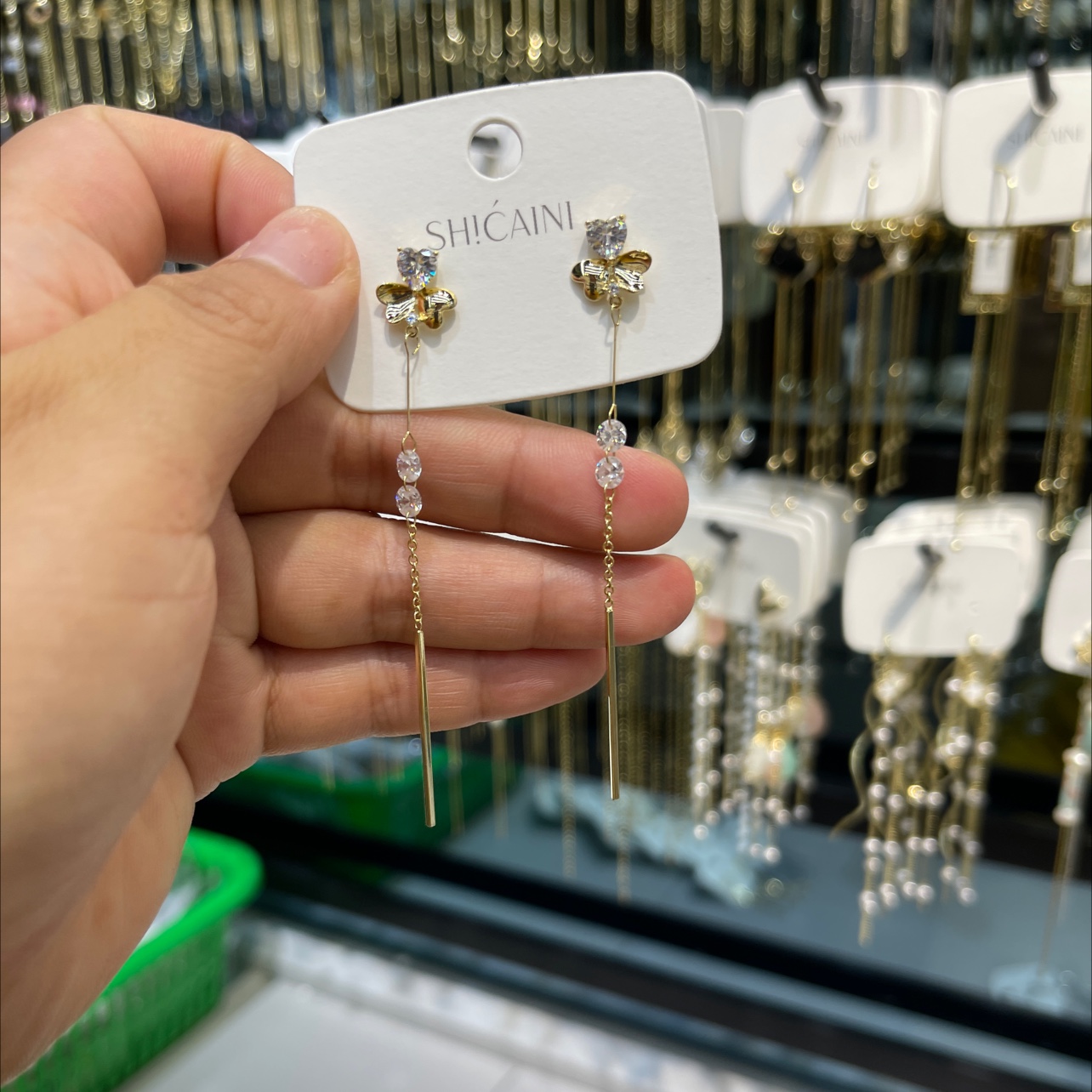 Peach heart zircon earring 01