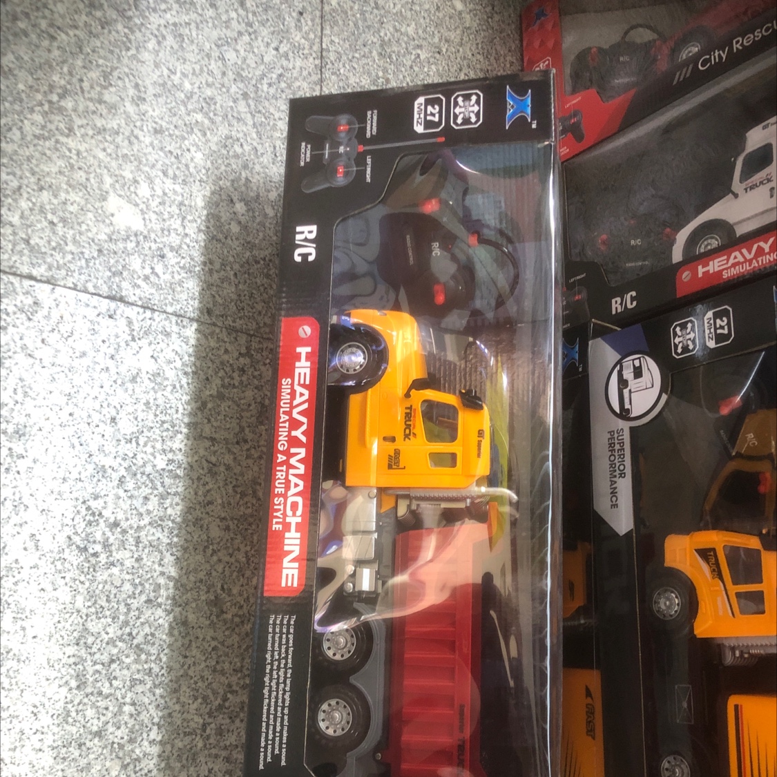 玩具汽车