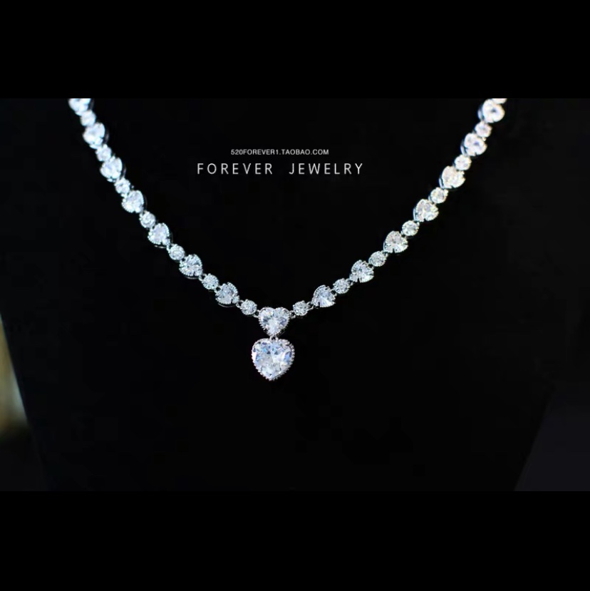 Necklace 002 Zircon heart pendant