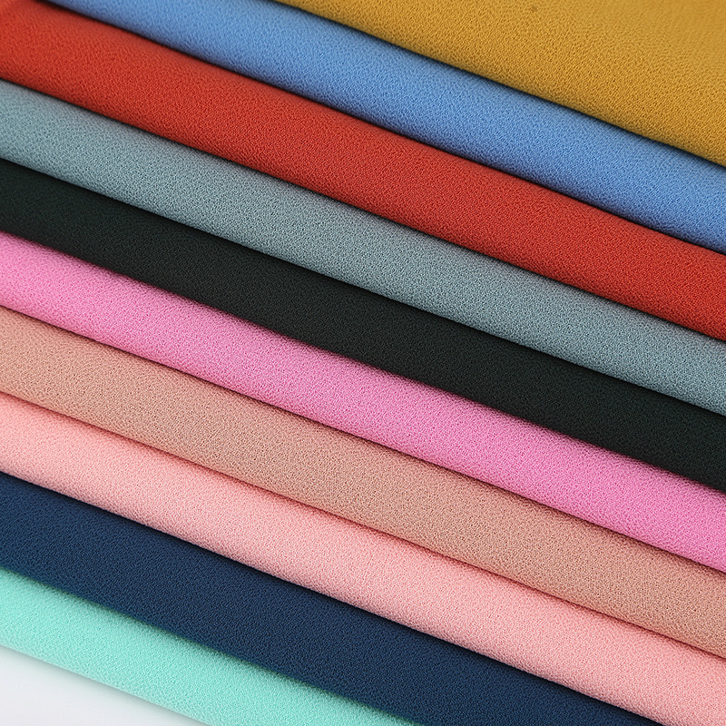 New single-color pleated pearl chiffon headscarf, solid-color natural pleated breathable women's headscarf wholesale detail image 9