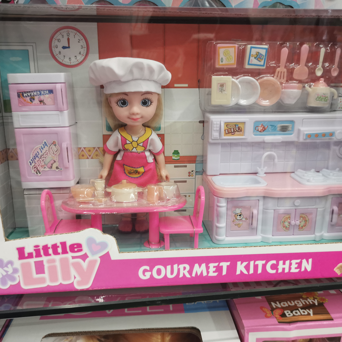 Doll kitchen set