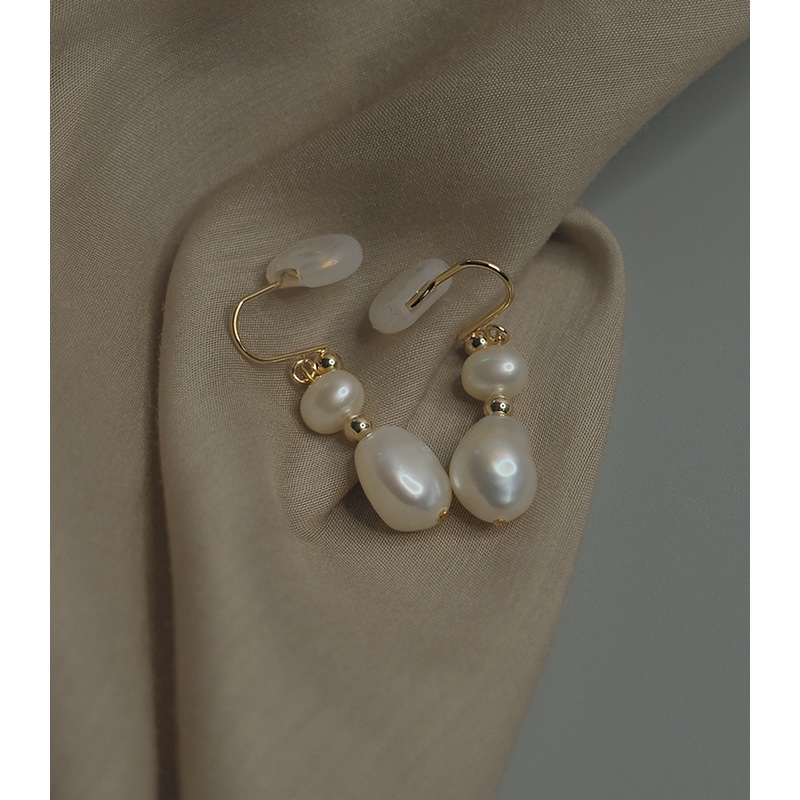 Natural freshwater pearls, Baroque ear clips
