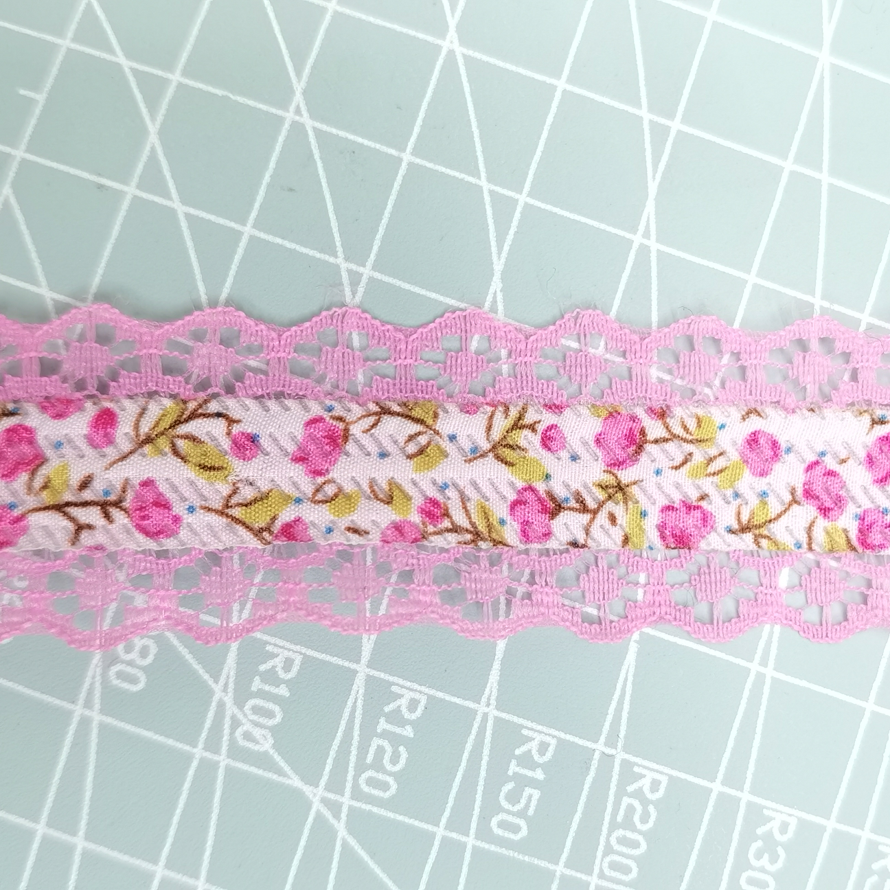 Gg3cm 1658-2 # Lace Small Floral Plum, Christmas, Toys, Clothing, Craft, Festival, Jewelry, Stationery, Cards, Packaging, And So On All Kinds Of Factory Products Can Be Used