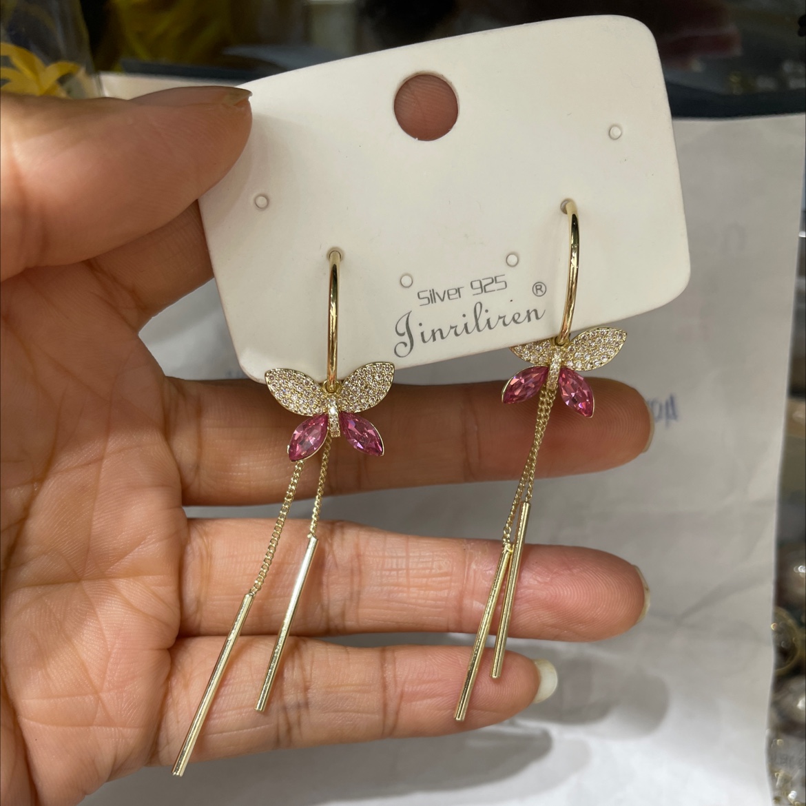 Today's beauty Korean earrings tall fashion earrings