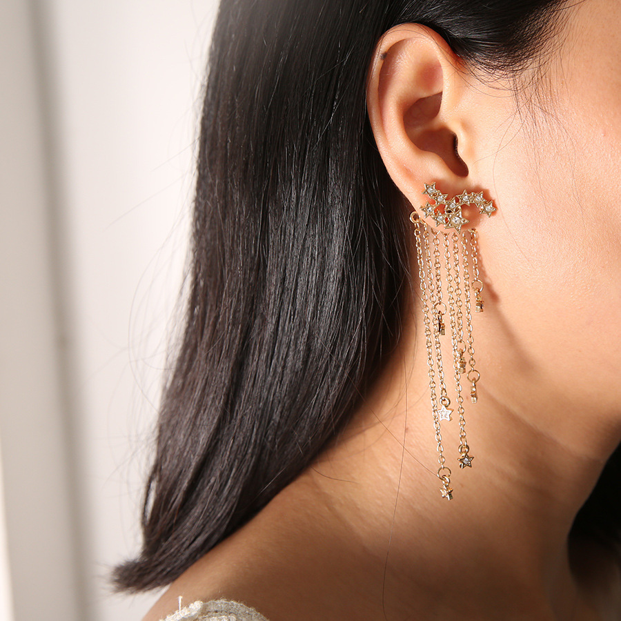 A pair of diamond-encrusted star tassel chain back-hanging earrings from Europe and America detail image 4