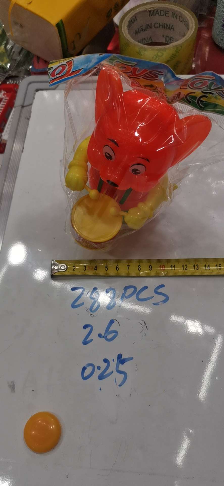 上链的打鼓玩具产品图