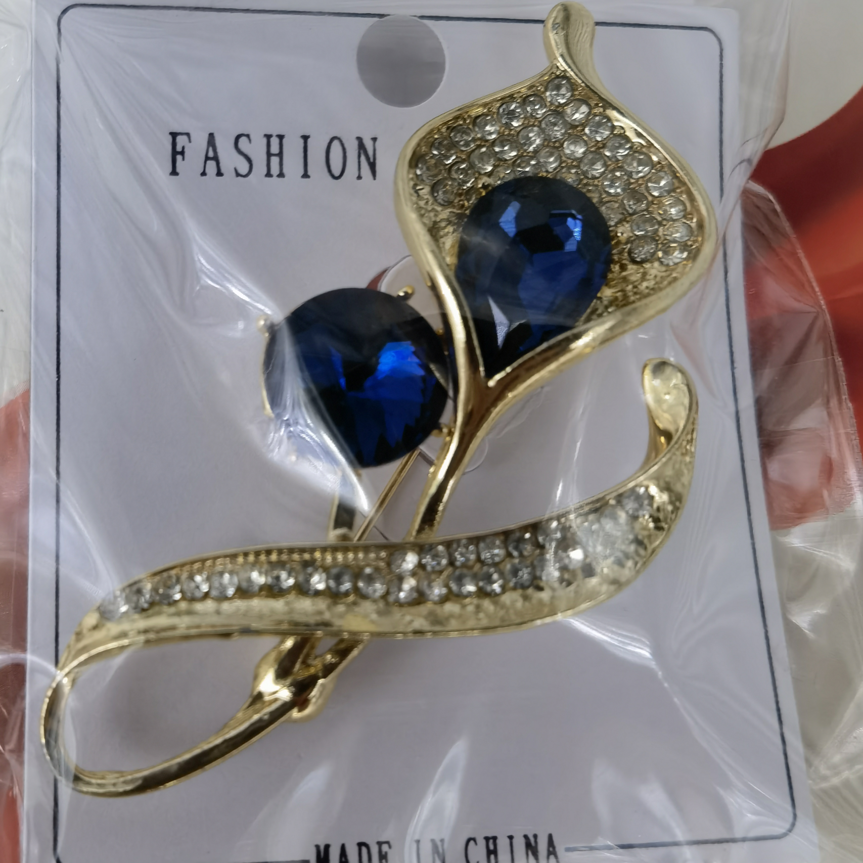 Satellite stone glass fashion brooch