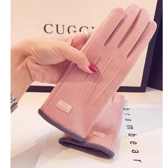 Female winter warm and wool thickening winter outdoor cycling cold lovely Japanese touch screen male couple