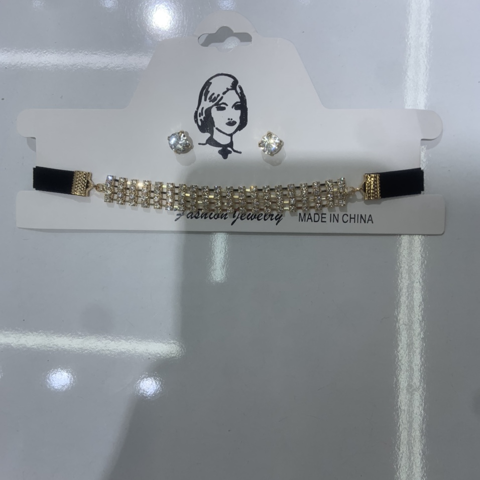 Rhinestone chain 26