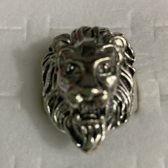 Electric ancient silver lion head antique fashion men and women can wear rings