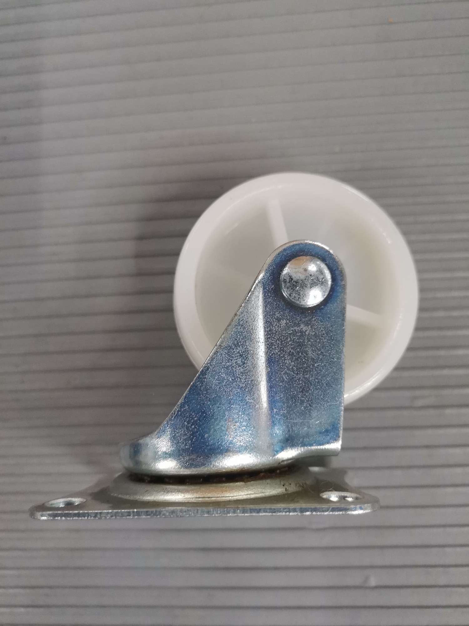 2-inch white PP flat-bottomed swivel casters, lightweight casters Specification image