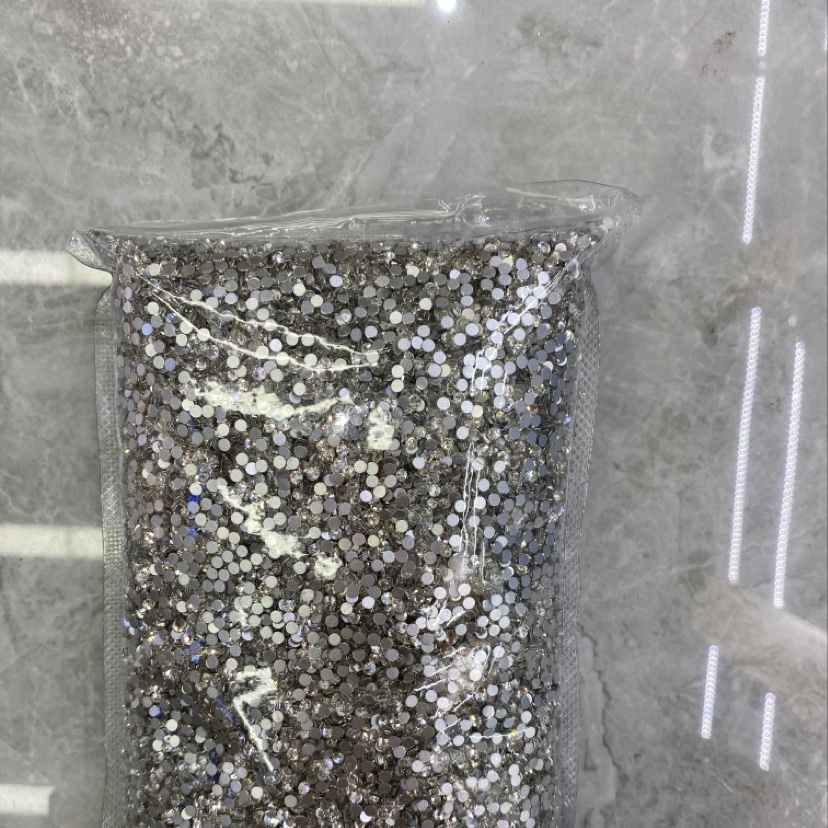 水晶手工钉珠/鞋子/衣服装饰布贴产品图