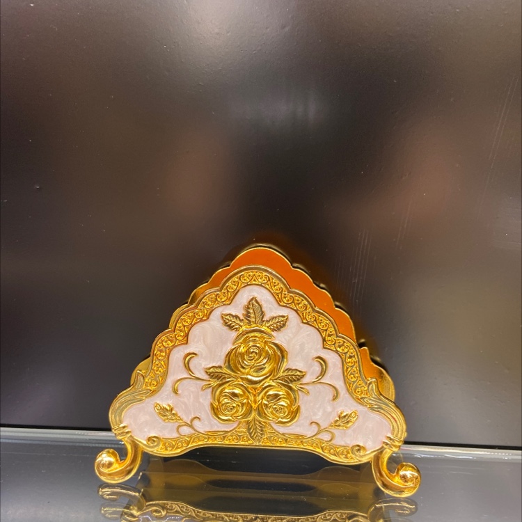 合金玫瑰花纸巾夹。白色