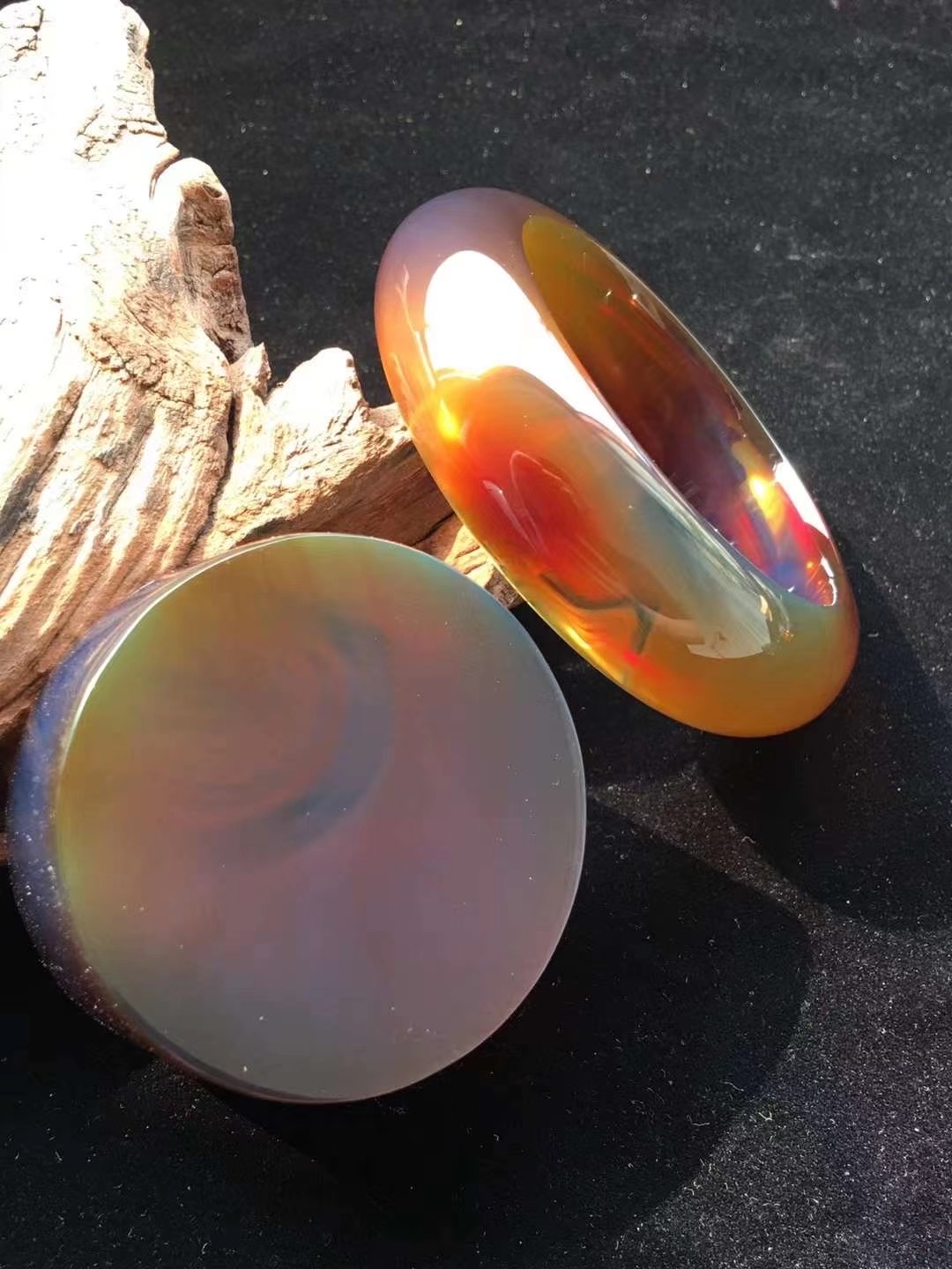 Blood Amber bracelet detail image 3