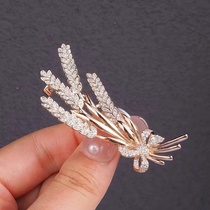 Rice spike brooch