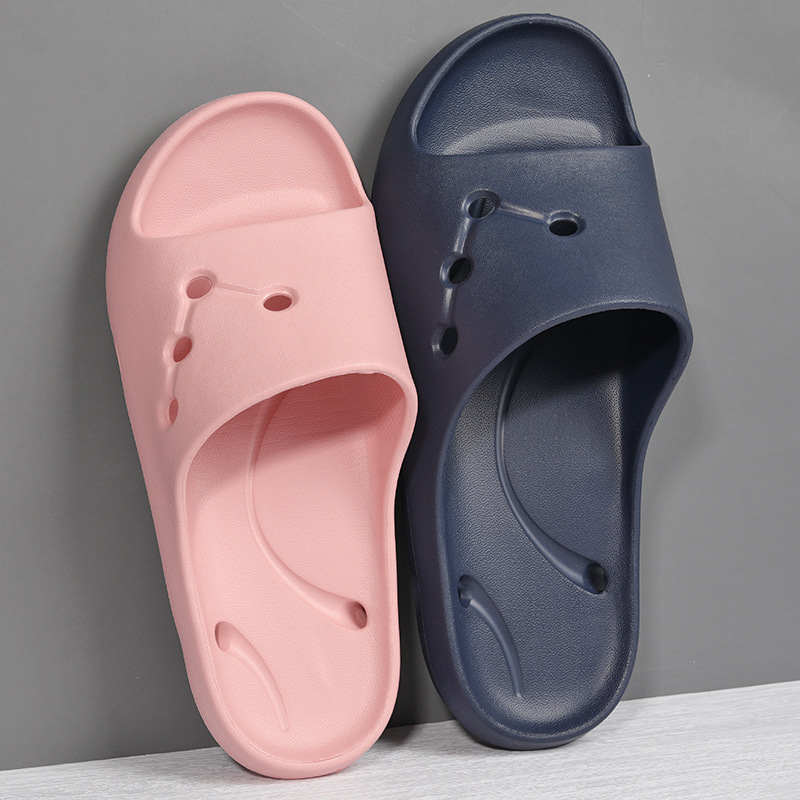 Slipper women 2021 new summer home rubber plastic bathroom leakage bath couple male bathroom drag