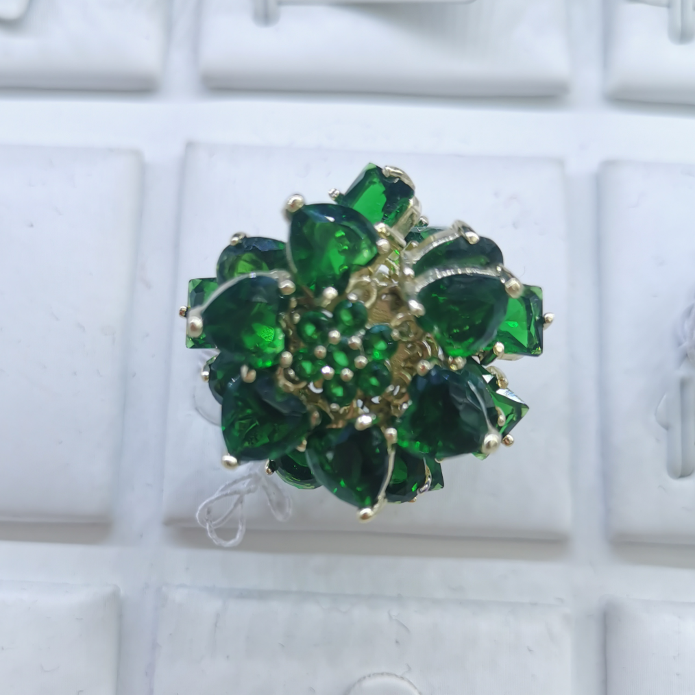 Emerald rich ring boom