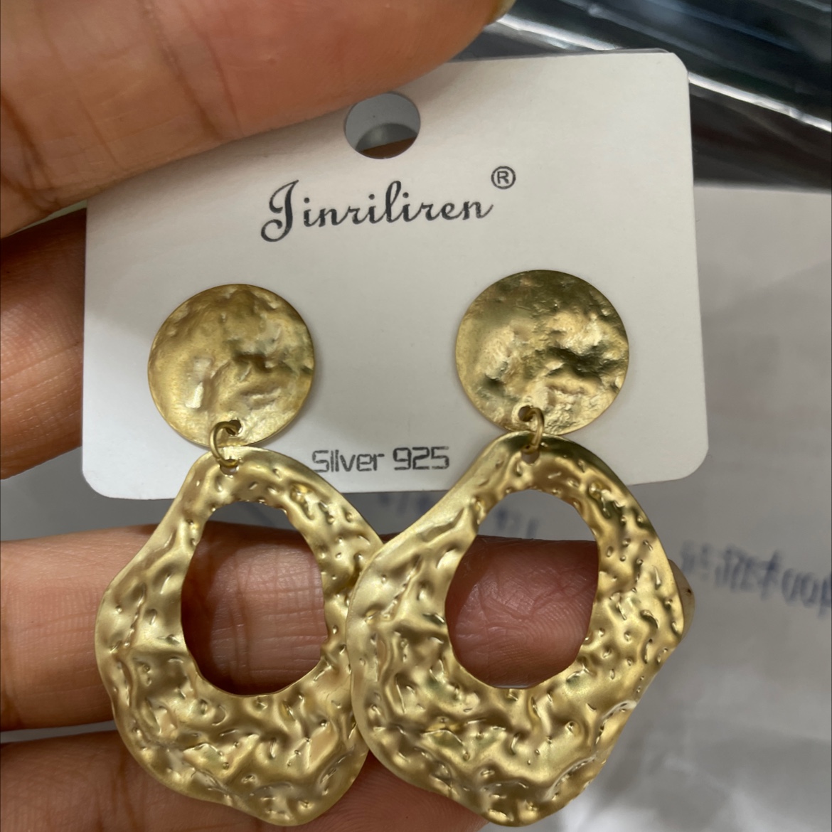 Today beauty Korean version earrings metal products structure fashion