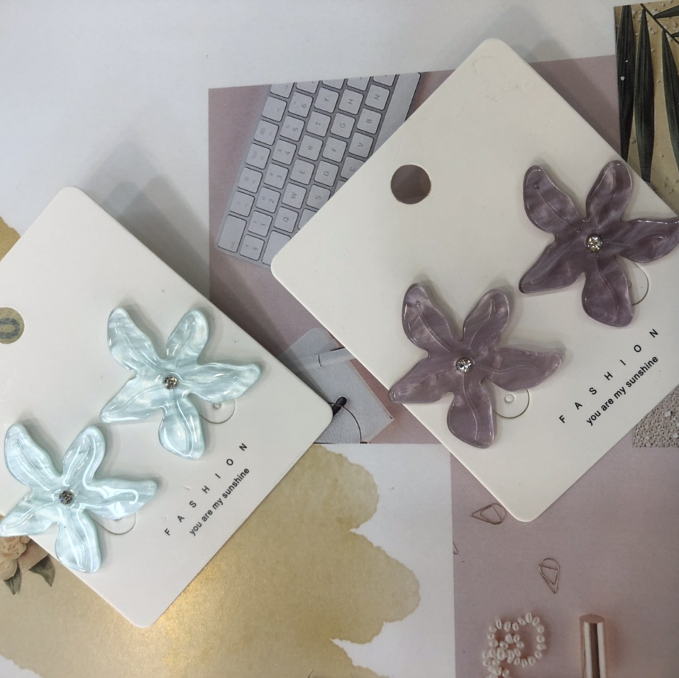 Net red explosive European and American fashion brand temperament sweet elegant trend of starfish plate earrings
