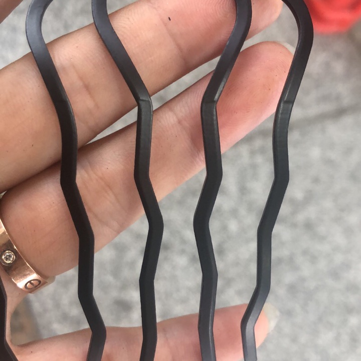 Four-toothed hairpin