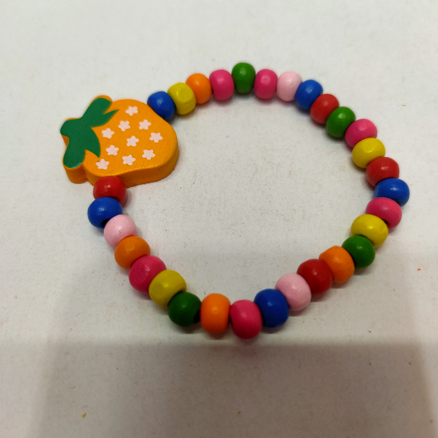 Manufacturers direct sales of wooden bracelet strawberries