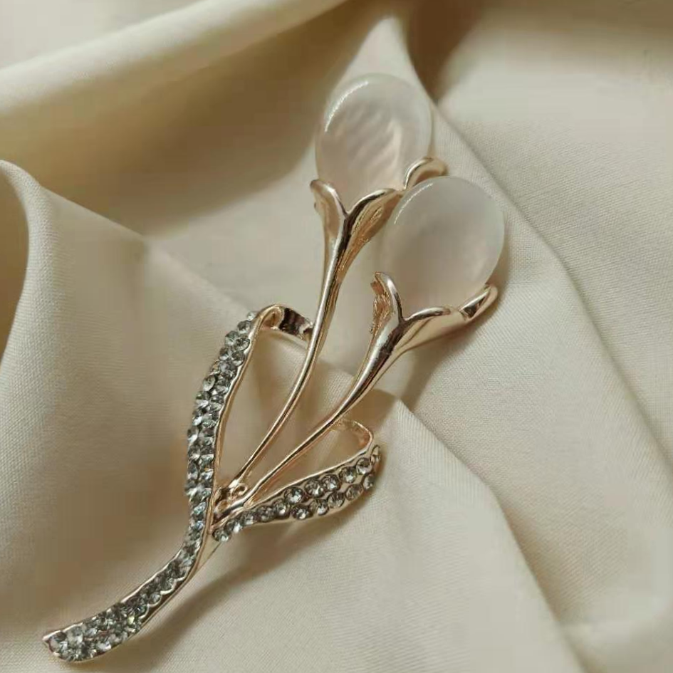 Opal style with women's suit accessories