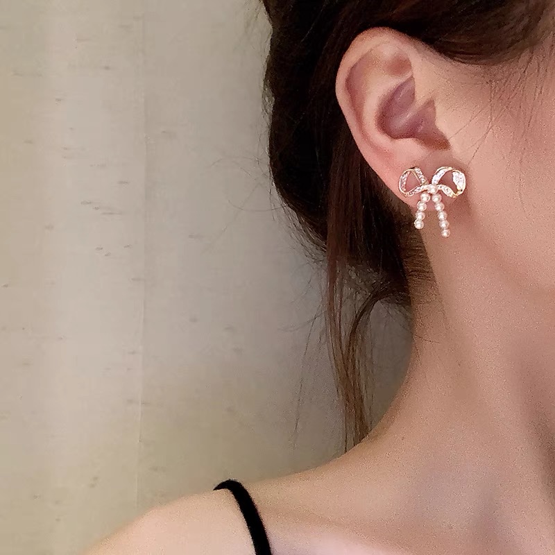 S925 Silver Needle Light Luxury Small Bow Pearl rhinestone Earrings 2021 New Style Trendy Korean Internet celebrity style stud earrings Specification image